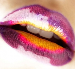How To: Applying Lipstick